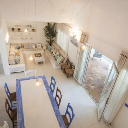 Villa Indigo *